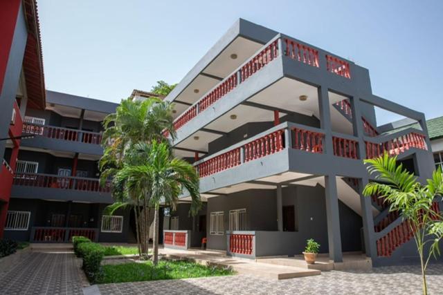 Seaview Gardens Hotel Kololi Esterno foto